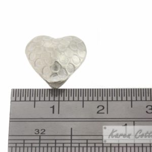 Alternative view of Karen Hill Tribe Silver Round Dot Engraved Heart Bead : B31-008