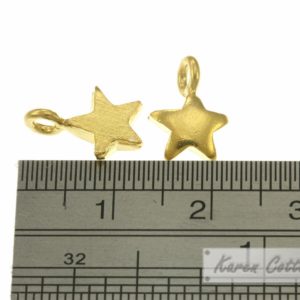 Alternative view of Karen Hill Tribe Silver Plain Star Charm : C32-016G