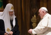 El Papa dice al Patriarca de Moscú que espera que el Espíritu Santo les haga verdaderos artífices de la paz en Ucrania