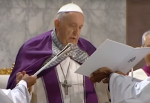 El Papa en Miércoles de Ceniza: Nos maquillamos para creernos mejores, pero somos polvo